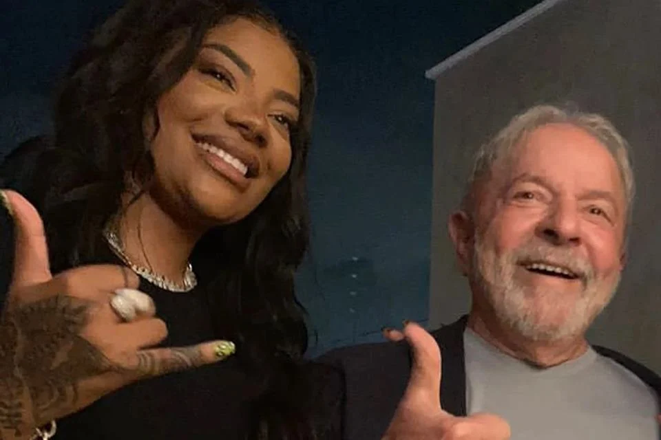 “Neutro é shampoo”, diz Ludmilla sobre apoio à candidatura de Lula