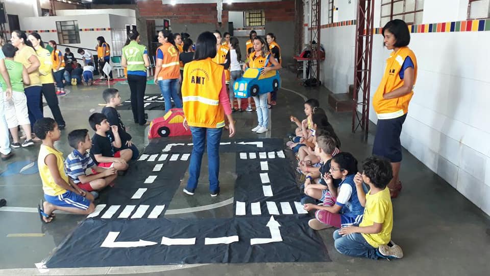 Programa de educação para o trânsito alcança 130 mil pessoas em dois anos