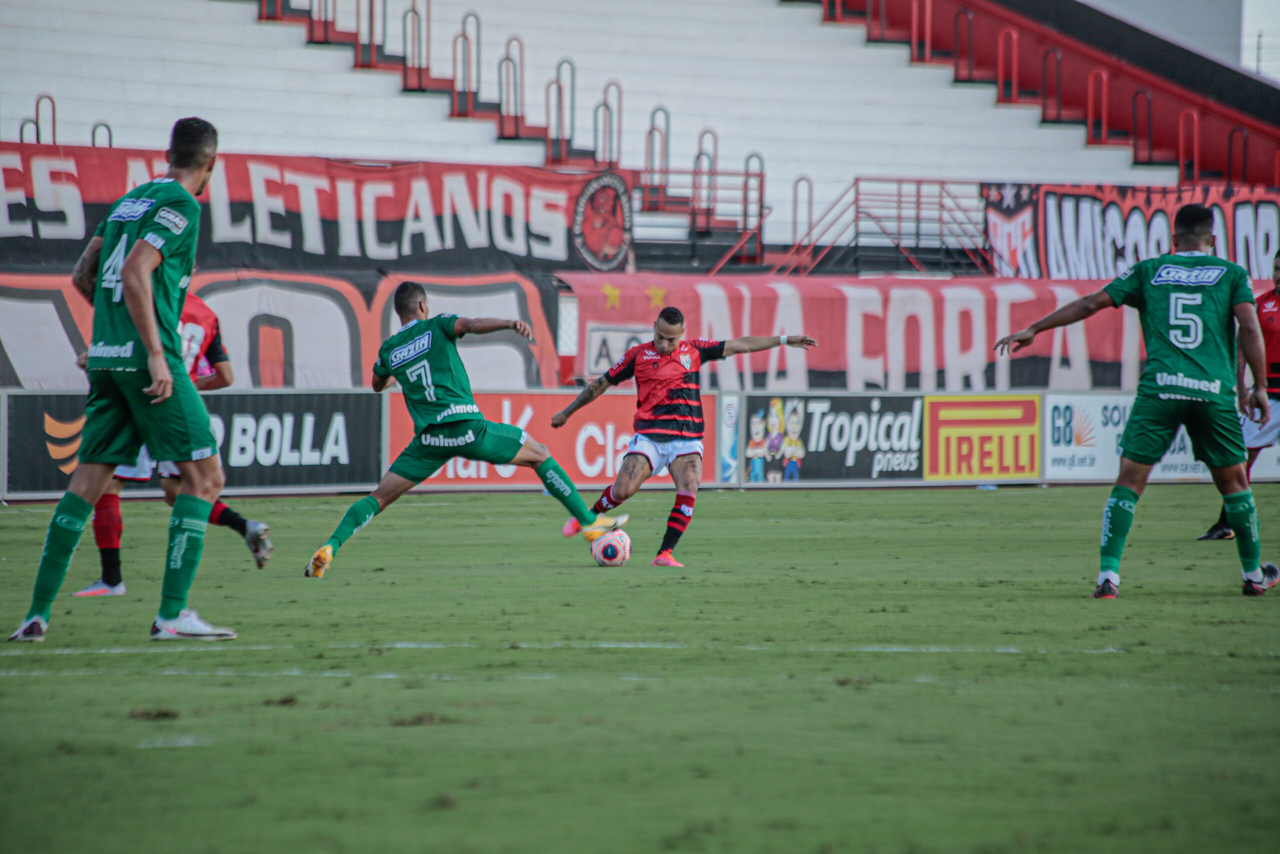 Agora é decisão! Atlético Goianiense e Goiás se enfrentam no primeiro jogo da final