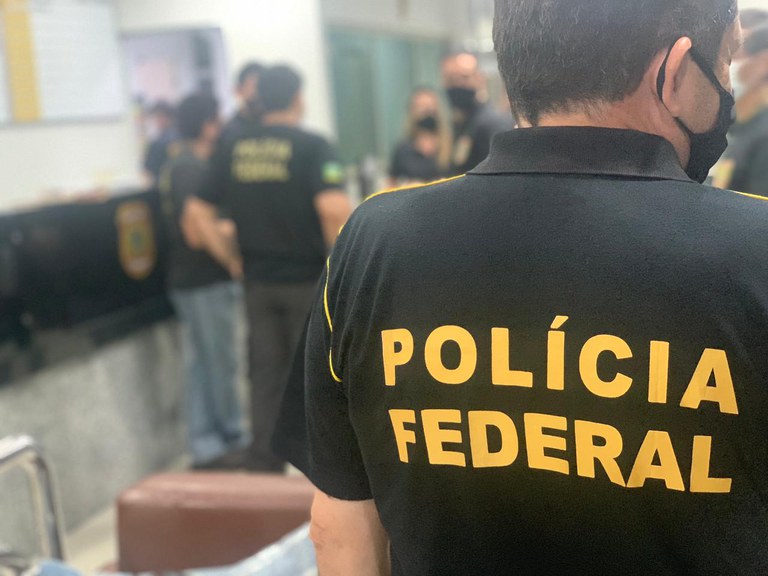 PF investiga crimes de estelionato e falsidade ideológica