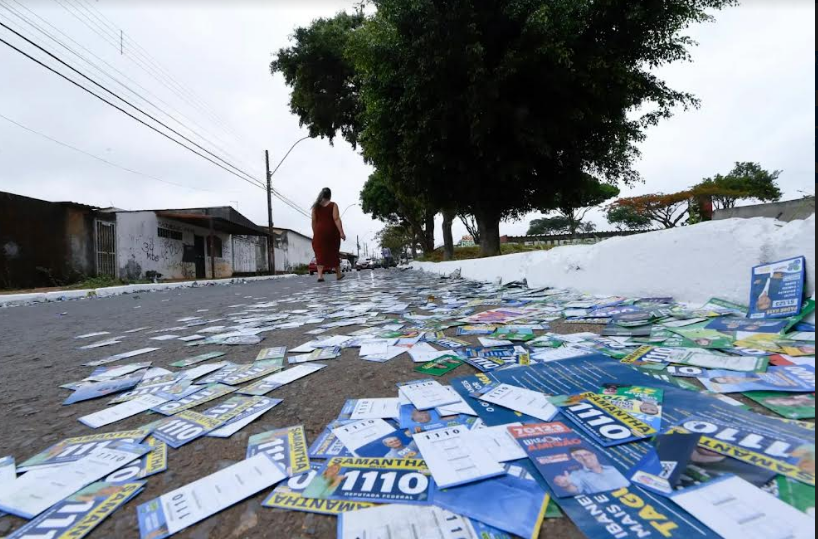 MPE aponta 220 atos  de propaganda irregular