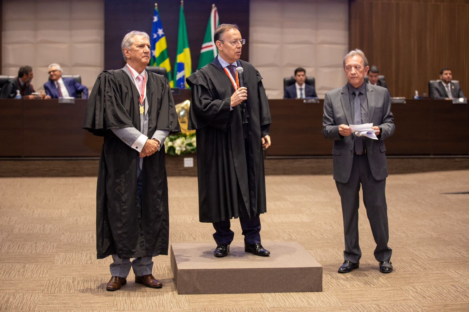 Desembargador Carlos França assume como presidente do TJGO