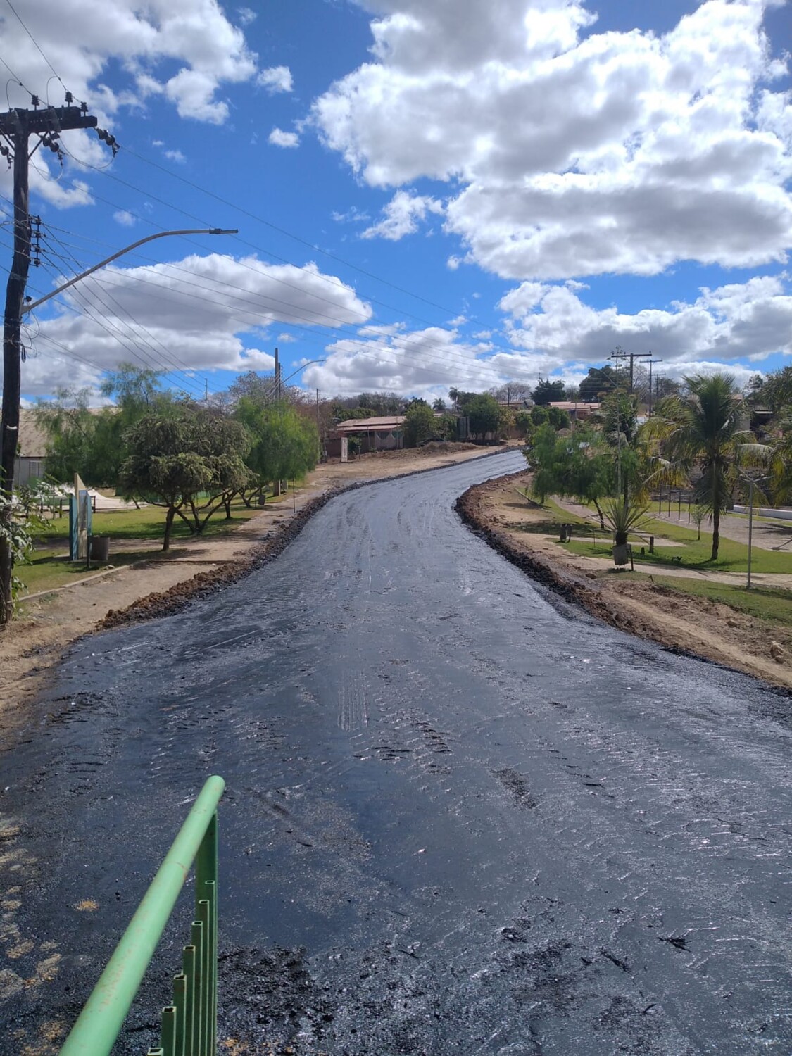 Prefeitura realiza obras de infraestrutura em diversas áreas