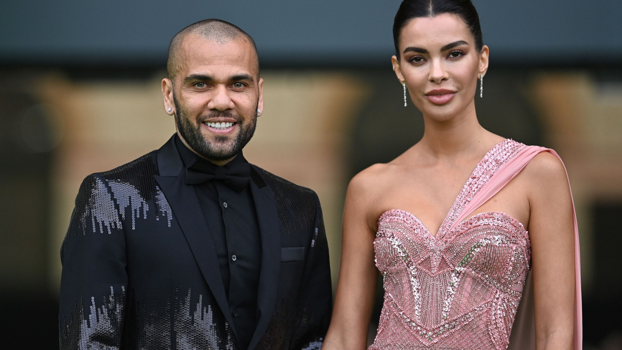 Joana Sanz anuncia fim do casamento com Daniel Alves: “Foram meses horríveis”