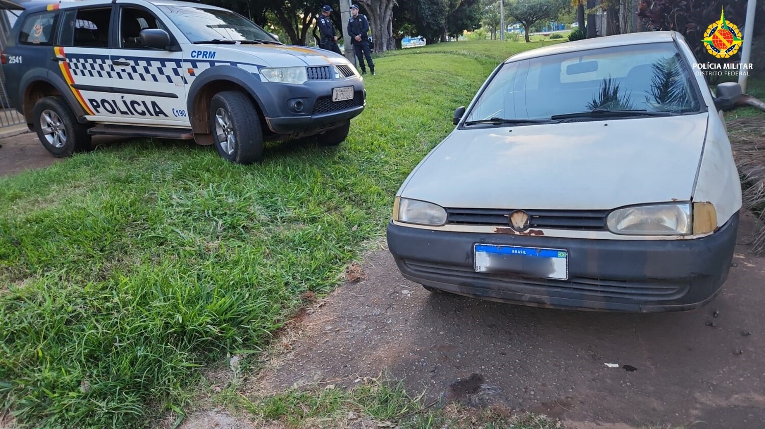 Homem com extensa ficha criminal é preso após tentar fugir em alta velocidade