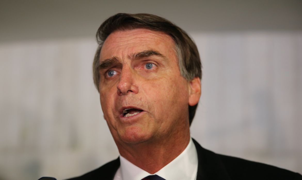 Escândalo: Bolsonaro arrisca bilhões e desencadeia calote na Caixa em busca da reeleição