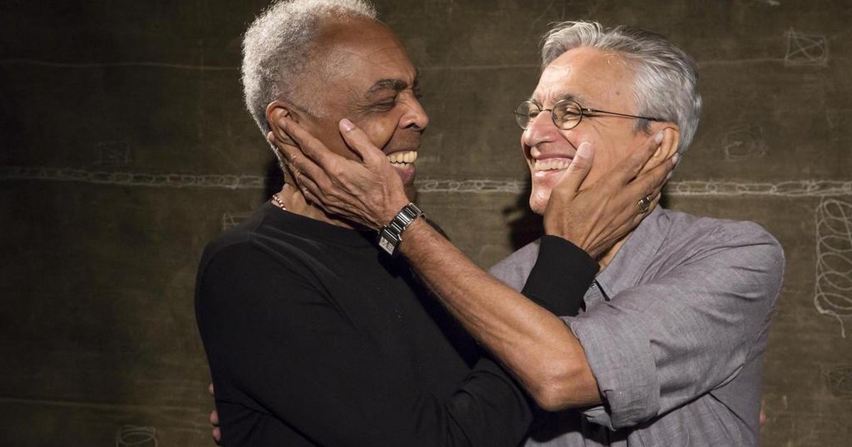 Gilberto Gil abre o jogo sobre rumores de romance com Caetano Veloso