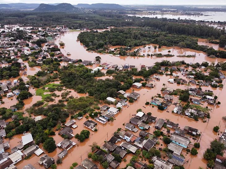 Sobe para 12 o número de mortos devido ao ciclone no RS