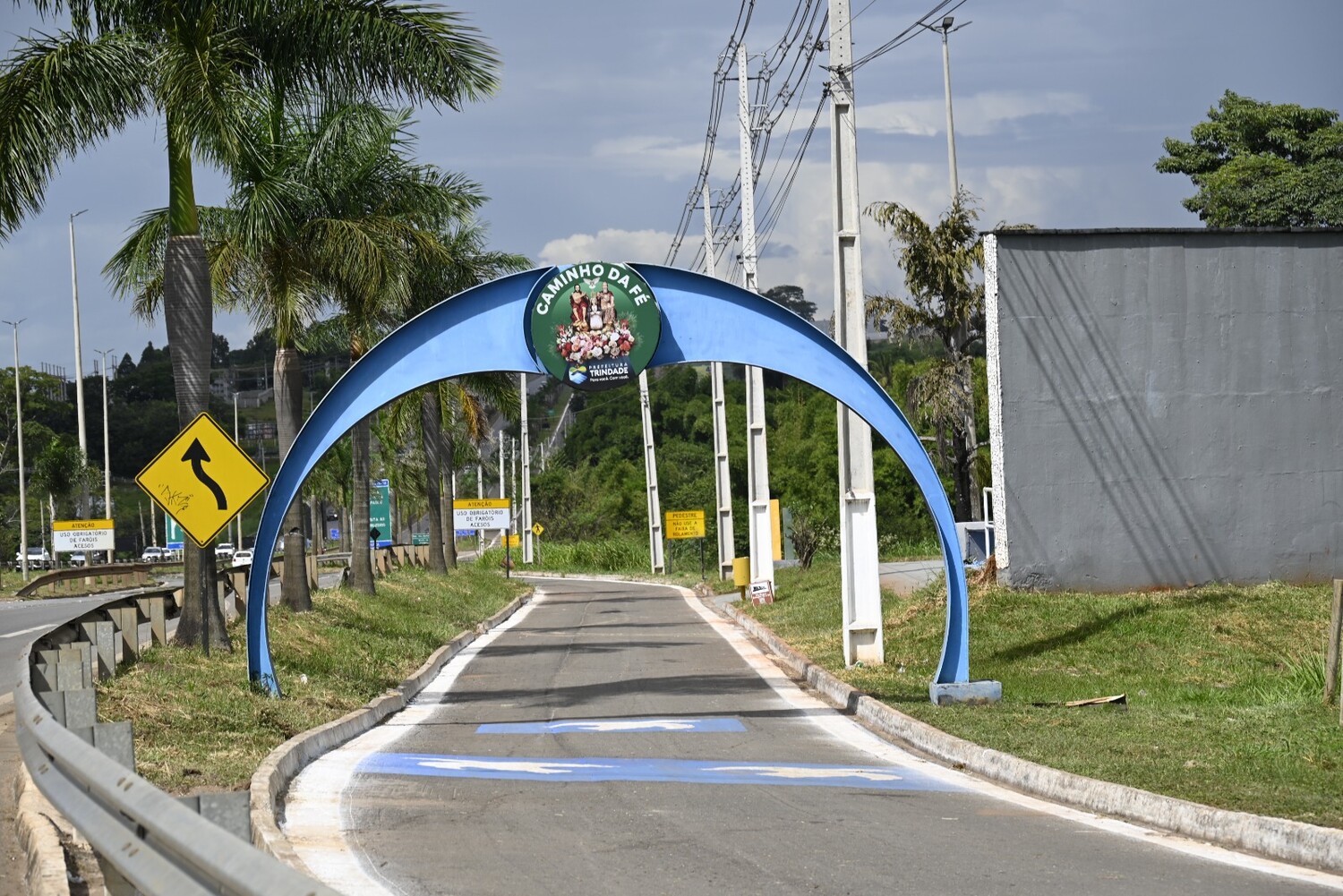 Governo de Goiás recupera sinalização das vias da Romaria do Divino Pai Eterno