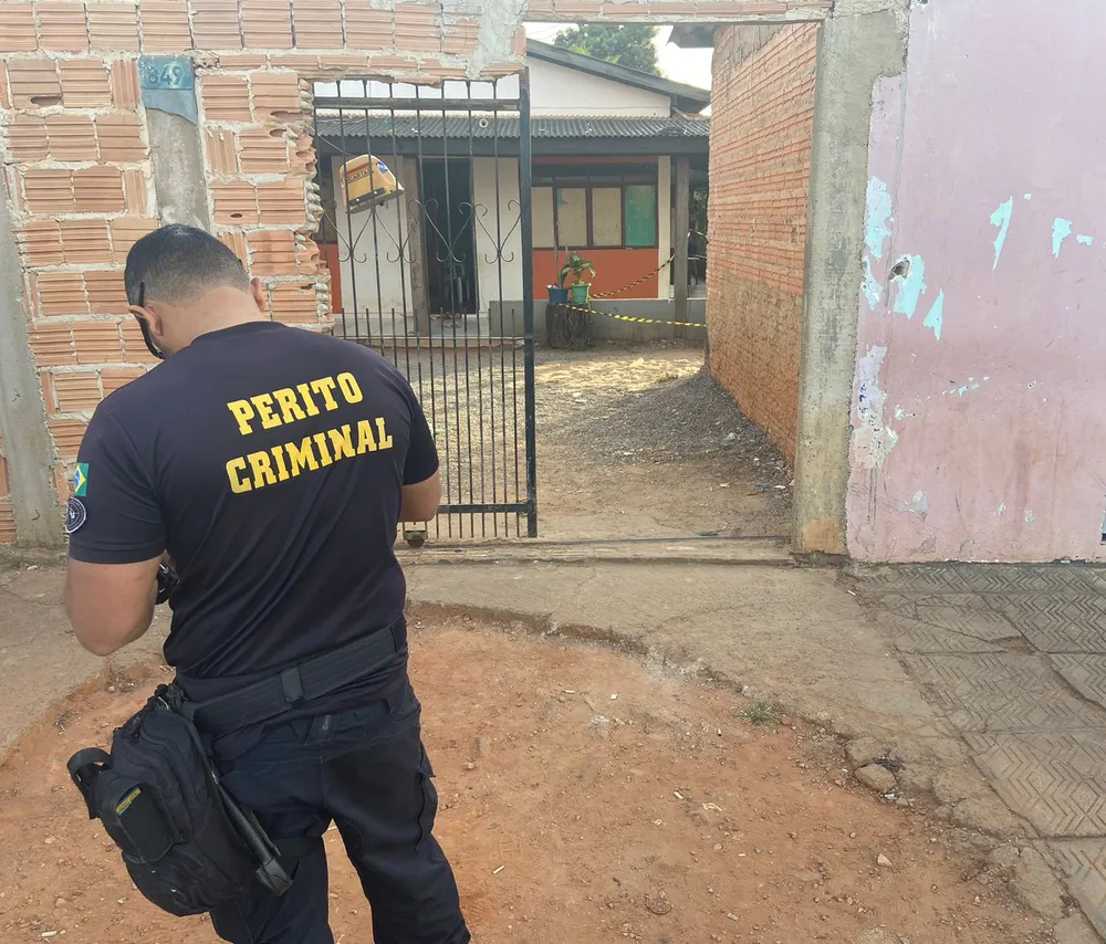 Homem é encontrado morto com as mãos amarradas