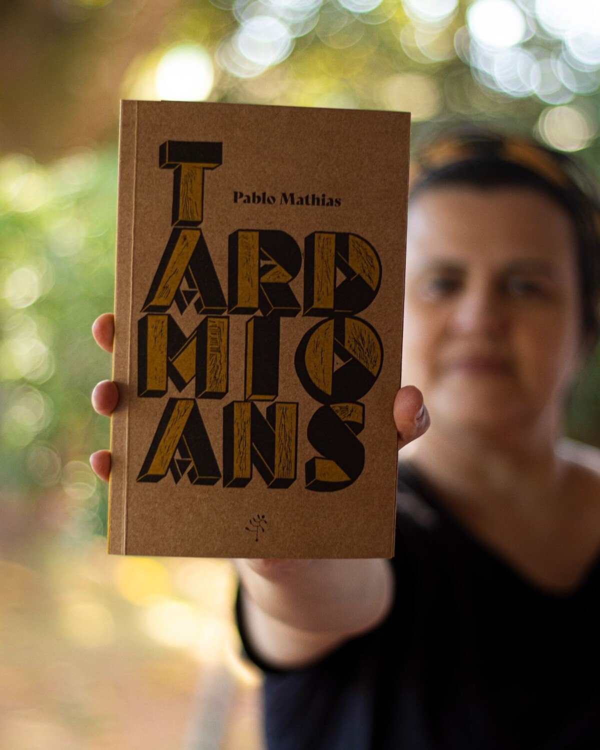 “Existe em toda parte interesse por narrativas”, afirma Larissa Mundim