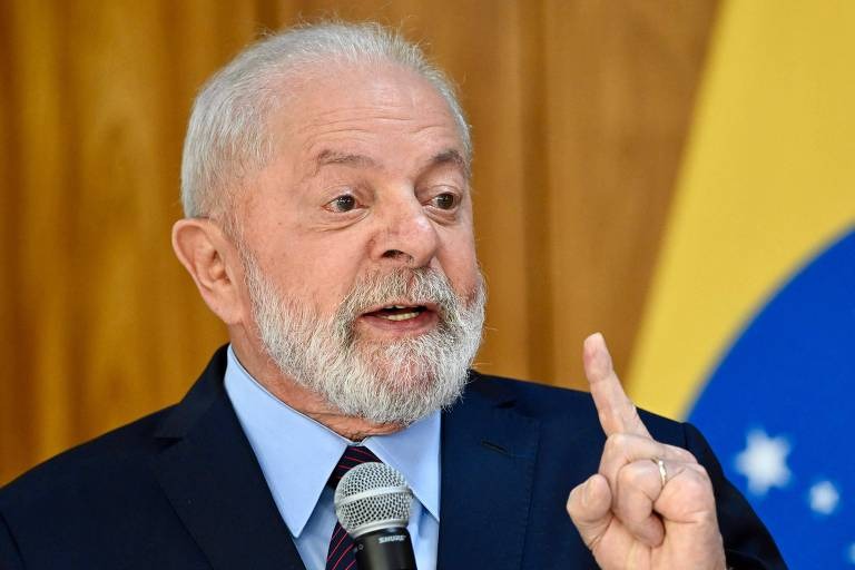 Presidente Lula comenta caso de violência doméstica sofrido por Ana Hickmann