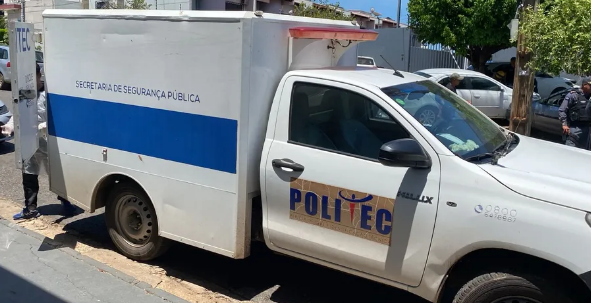 Policial tem casa invadida e mata um dos criminosos em Cuiabá