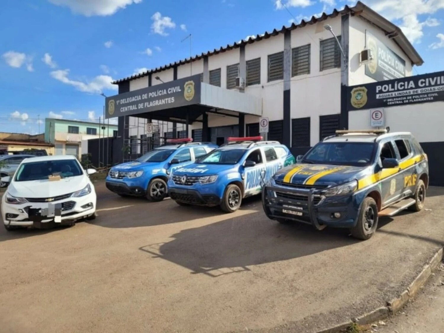 Homem é preso em flagrante enquanto espancava a mulher