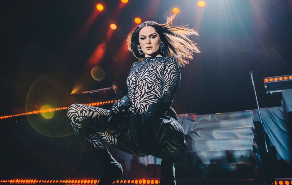 VEM AÍ! Jessie J anuncia dois shows no Brasil