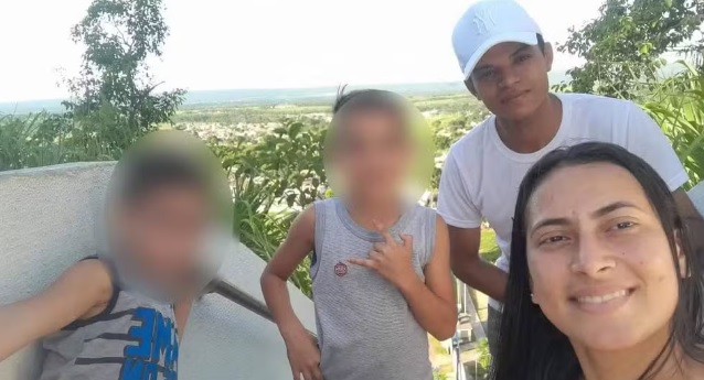 Mulher é encontrada morta e filhos trancados em quarto