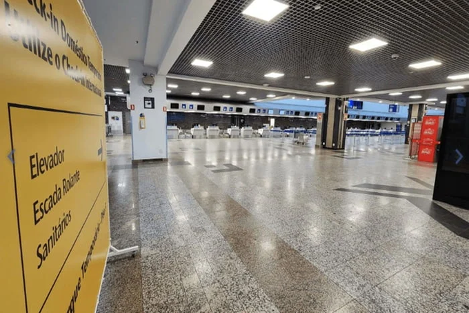 Aeroporto de Porto Alegre retoma check-in e embarque nesta segunda (15); veja como será