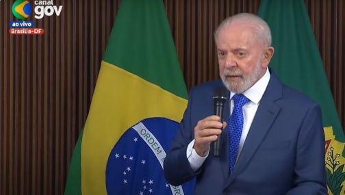 Lula diz a ministros que eleições no Congresso não podem afetar funcionamento do governo