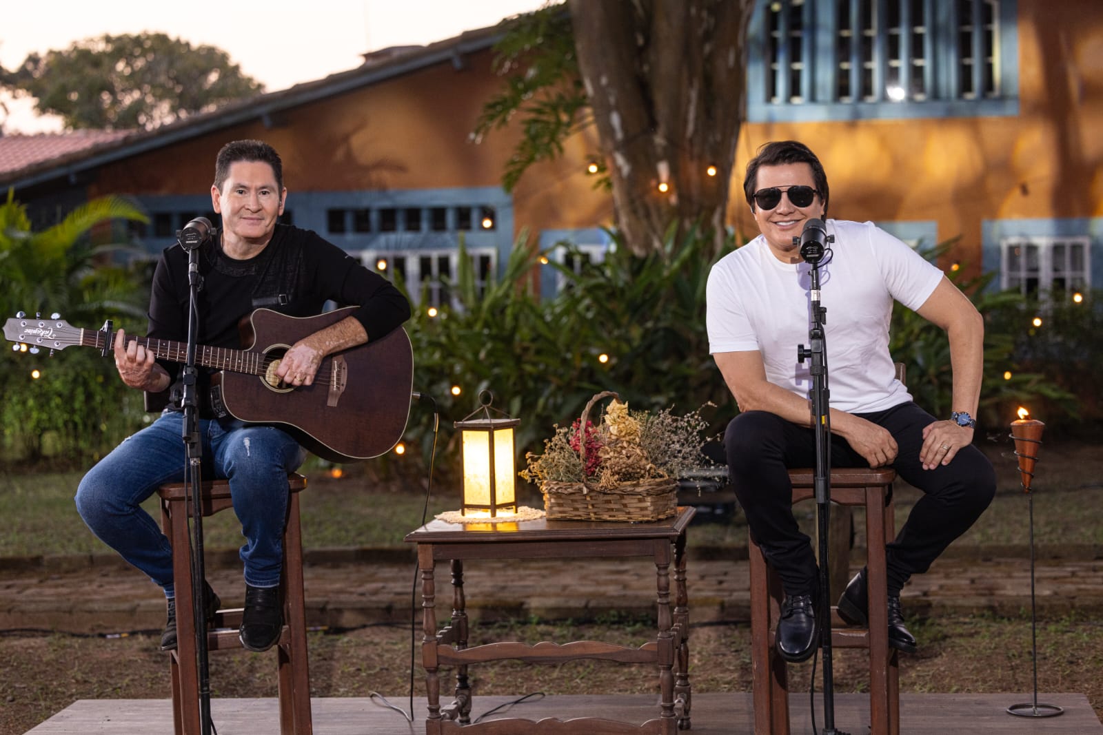 Gian & Giovani gravam dois clipes e o projeto Lado B