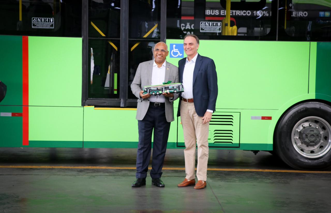 Rogério liderou produção e entrega dos novos ônibus que vão operar no BRT Norte-Sul a partir de 31 de agosto