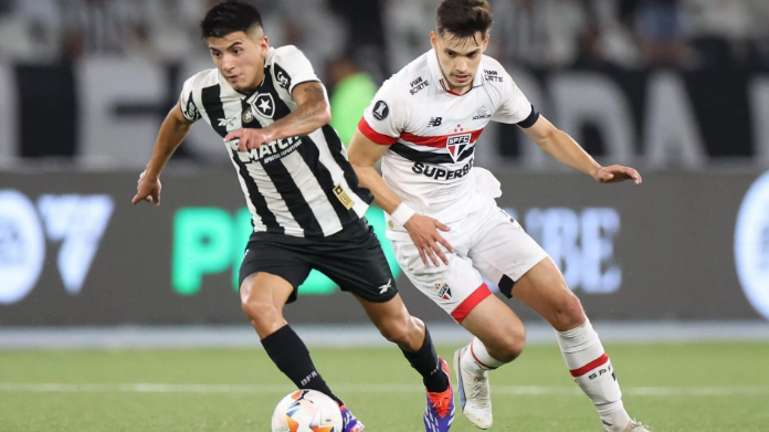 No Morumbis, São Paulo e Botafogo decidem vaga