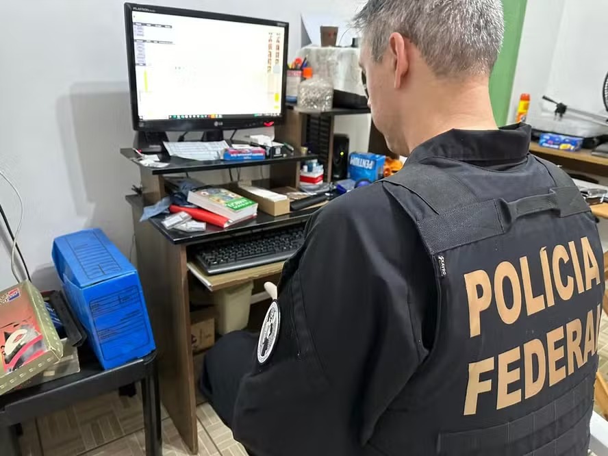 PF prende 51 suspeitos de amarzenar e distribuir pornografia infantil no Brasil