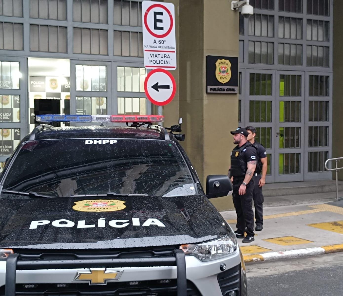 Operação investiga grupo que vendia carros de luxo por R$ 15 mil reais a comerciantes goianos