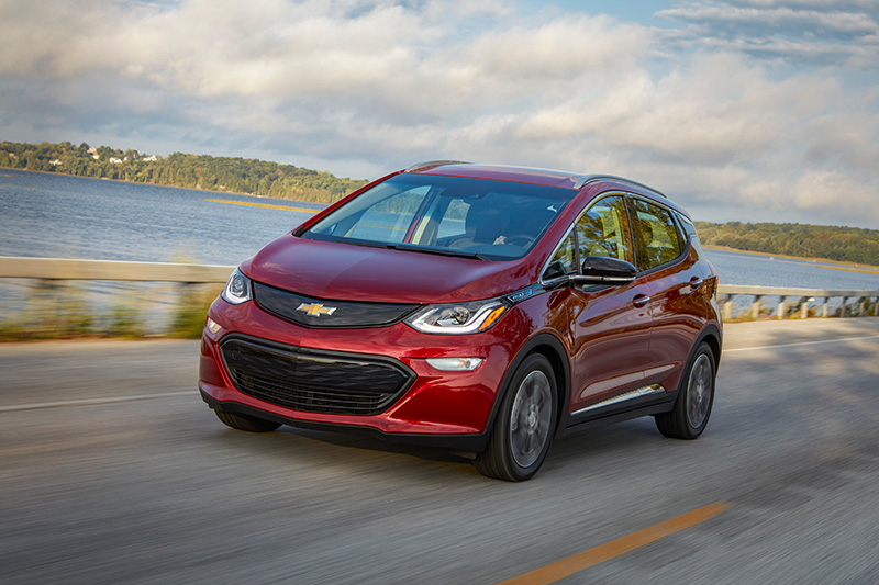 Chevrolet Bolt EV 100% elétrico começa a ser vendido em outubro no Brasil