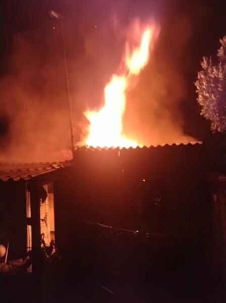 Populares incendeiam casa da mãe do homem que confessou ter matado Luana