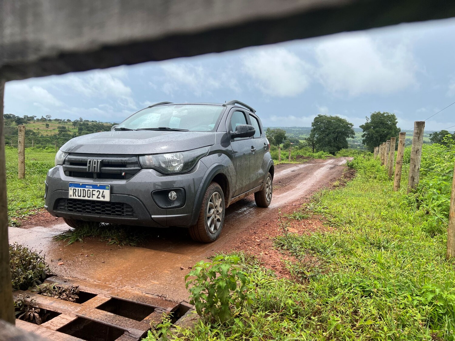 Fiat Mobi: versão Trekking encara aventuras cheio de disposição