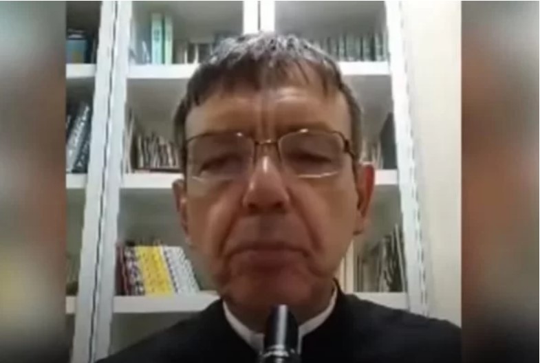 Padre goiano é condenado após chamar médico que realizou aborto legal de assassino