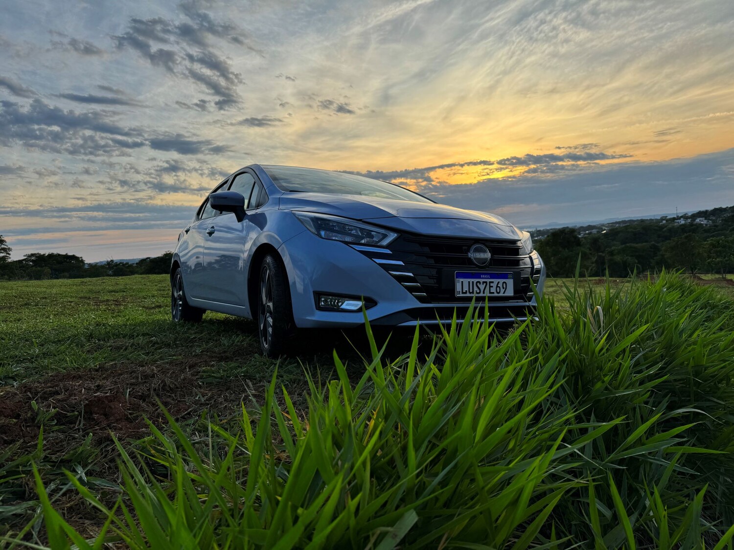 Teste: Nissan Versa 2024 agrega visual bonito, tecnologias e prazer ao dirigir