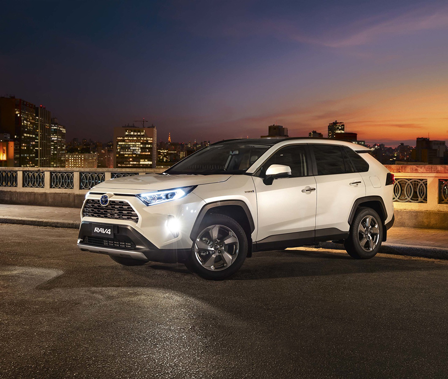 Novo Toyota RAV4 estreia motor híbrido e parte de R$ 165.990