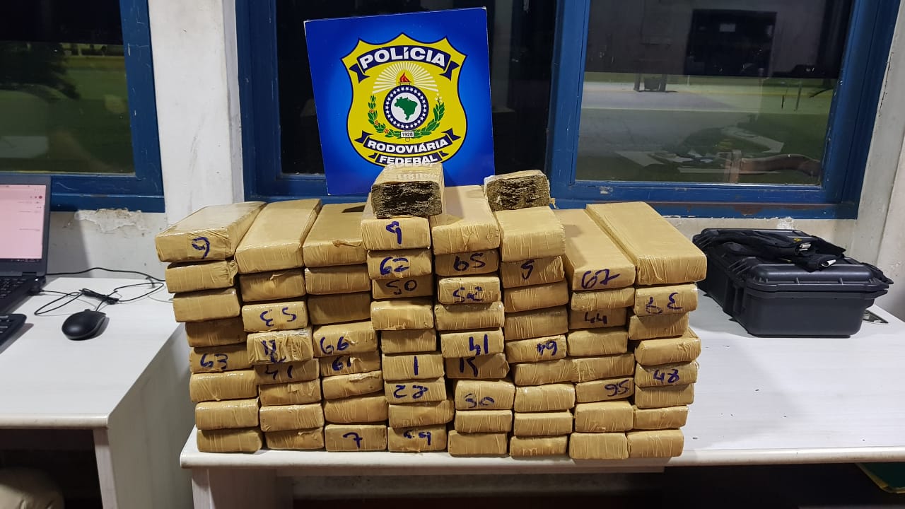 Menor é detido com 68 tabletes de maconha em Porangatu