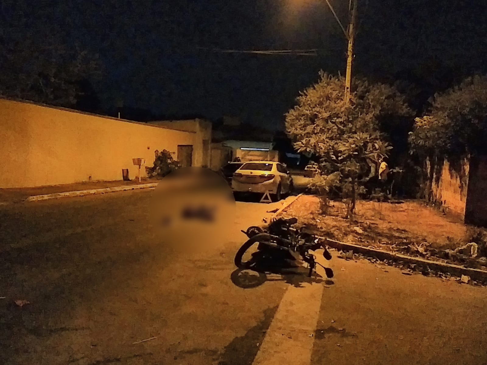 Motociclista morre após acidente em cruzamento em Goiânia