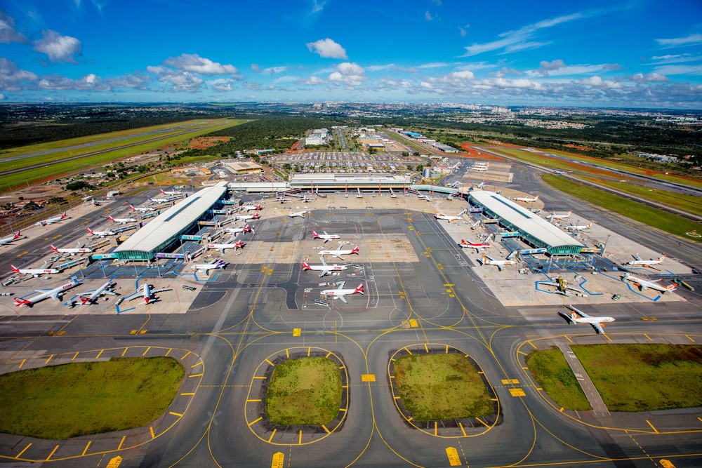 Concessionária afirma que estoque de combustíveis do aeroporto de Brasília está zerado