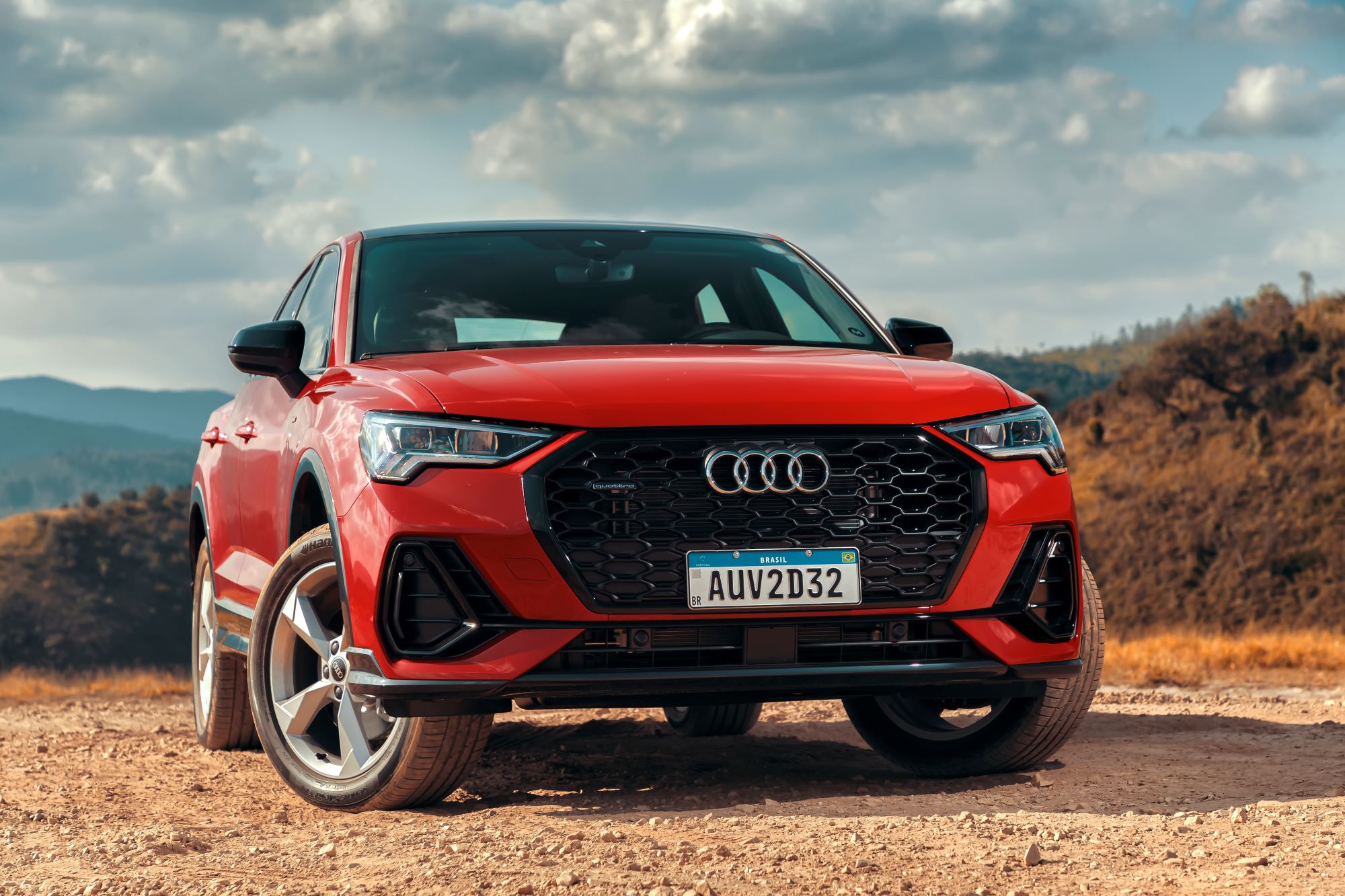 Audi Q3 2022 estreia carroceria Sportback e porta-malas de 530 litros no Brasil