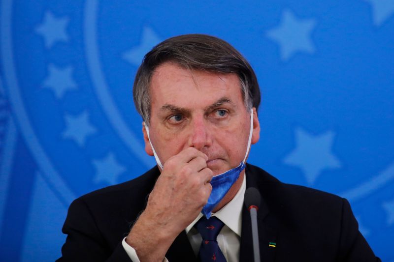 Bolsonaro sobre reeleição: “Nem sei se vou ser candidato em 2022”