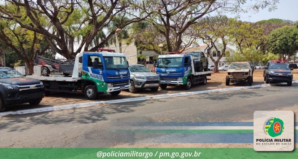 Três suspeitos de roubar camionetes são presos