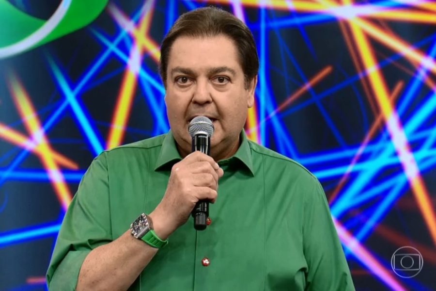 Após 33 anos na Globo, Faustão fecha contrato de 5 anos com a Band, diz colunista