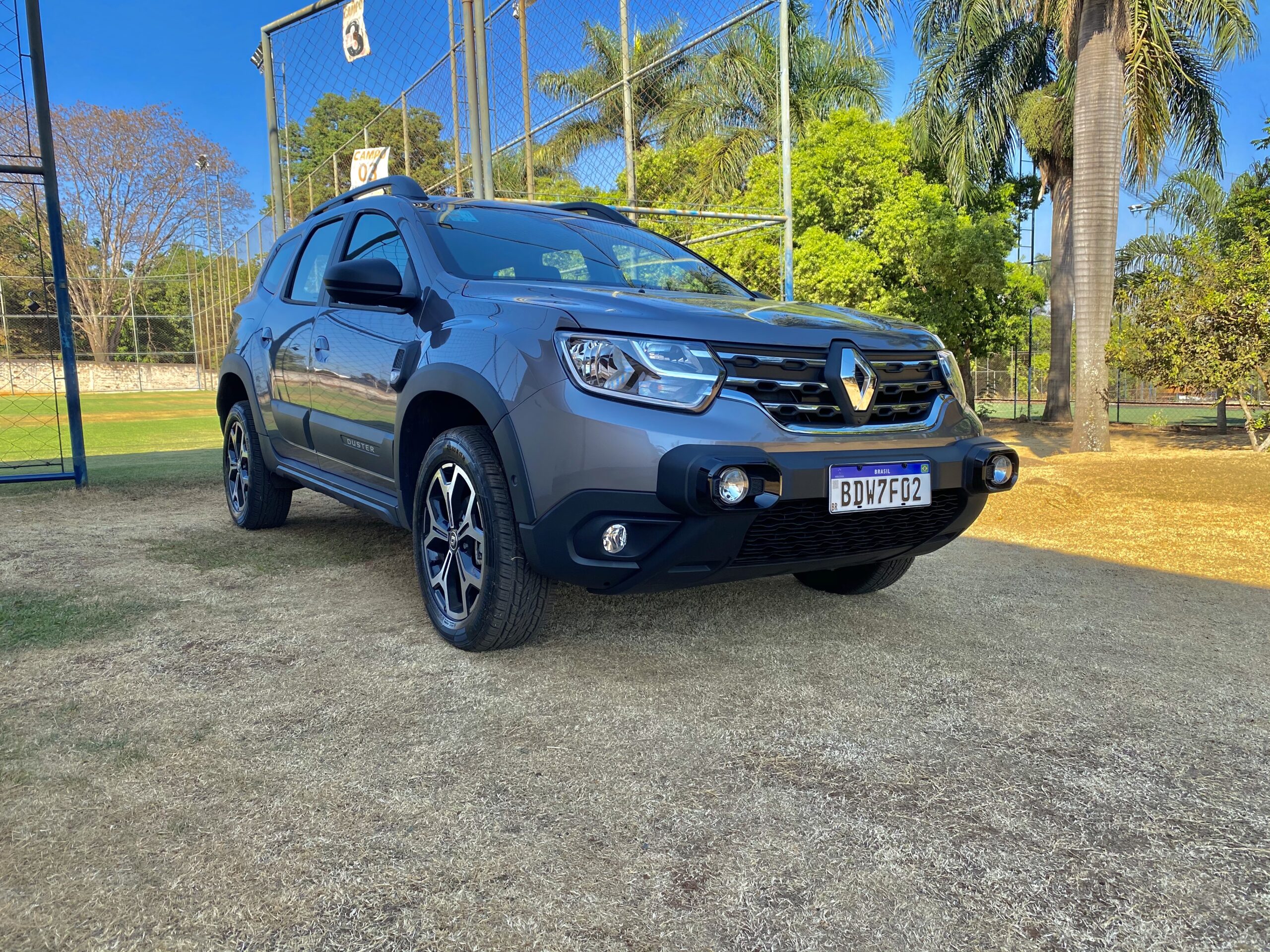 Novo Renault Duster. Veja o teste com a versão Iconic do modelo 2021