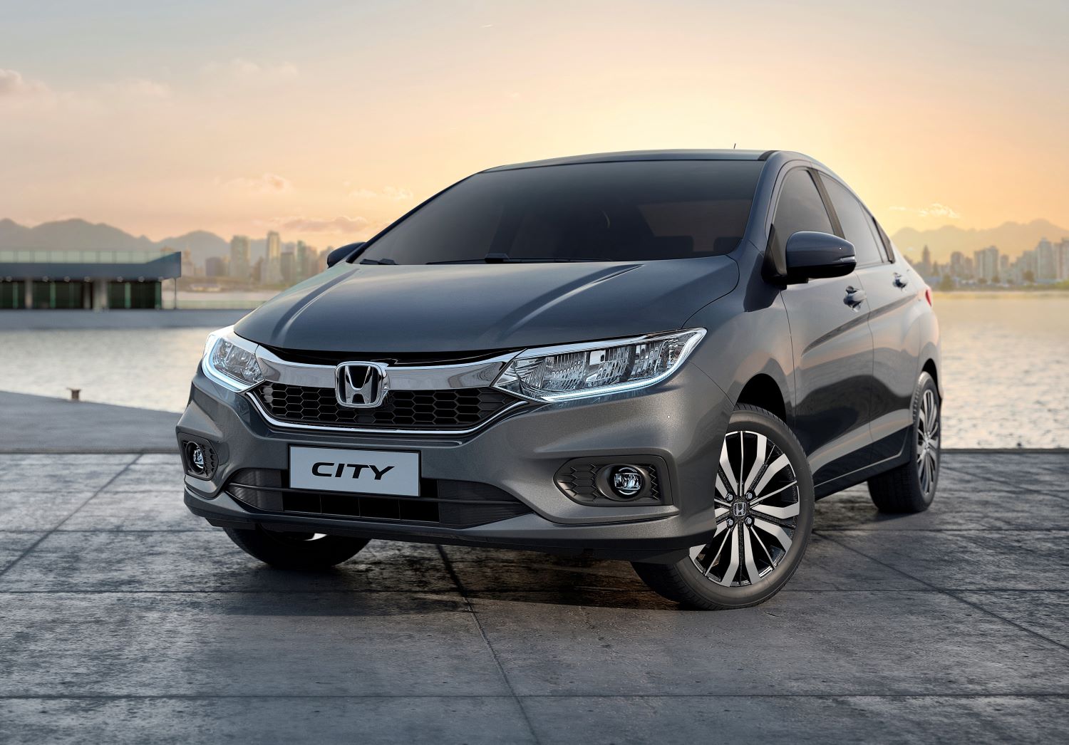 Linha 2021 do Honda City fica mais equipada e parte de R$ 67.800