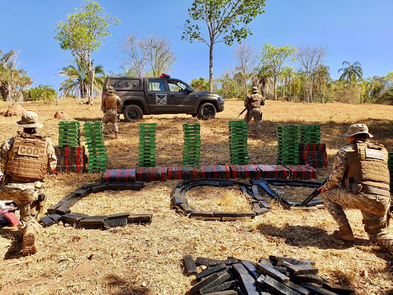 COD apreende 1,5 tonelada de maconha, em Hidrolândia