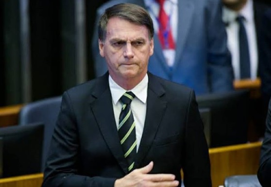 Bolsonaro se recusa a comentar medidas de Trump contra coronavírus