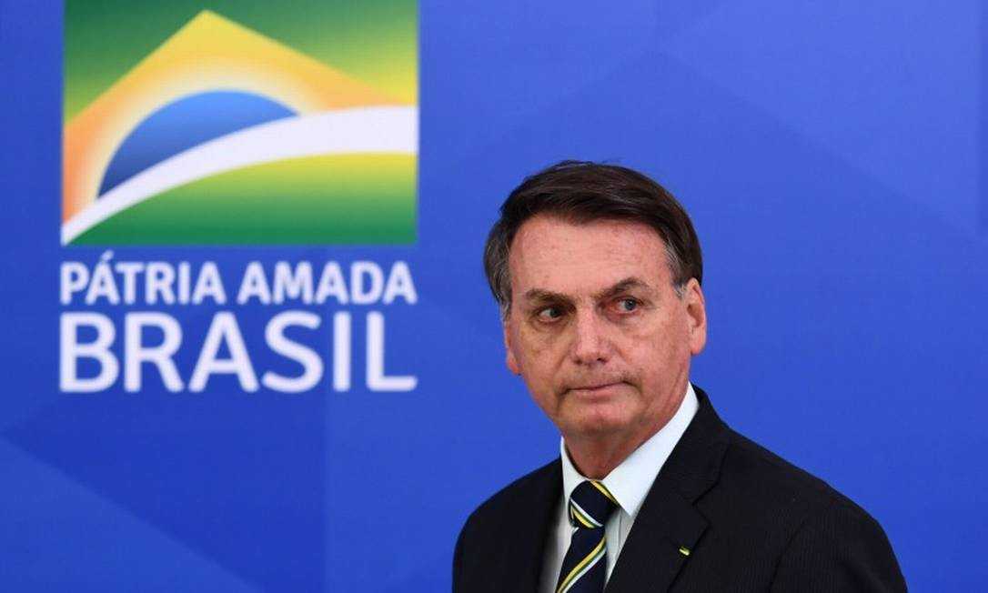 Governo recorre ao STJ para não entregar resultados para covid-19 de Bolsonaro