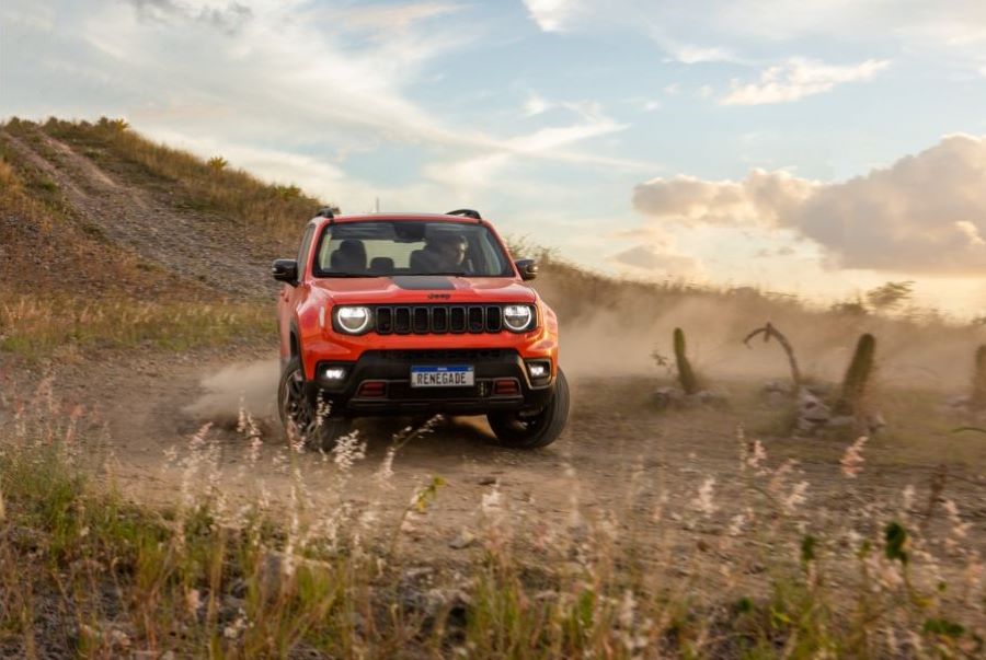 Jeep Renegade 2023 estreia cabine protegida contra fungos e bactérias