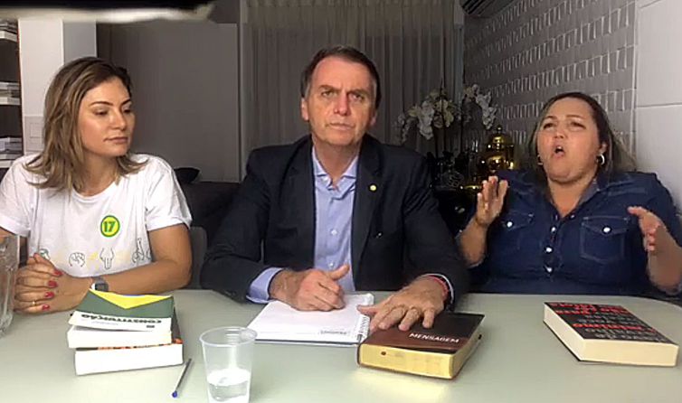 Preservar Constituição e unir sociedade são prioridades de Bolsonaro