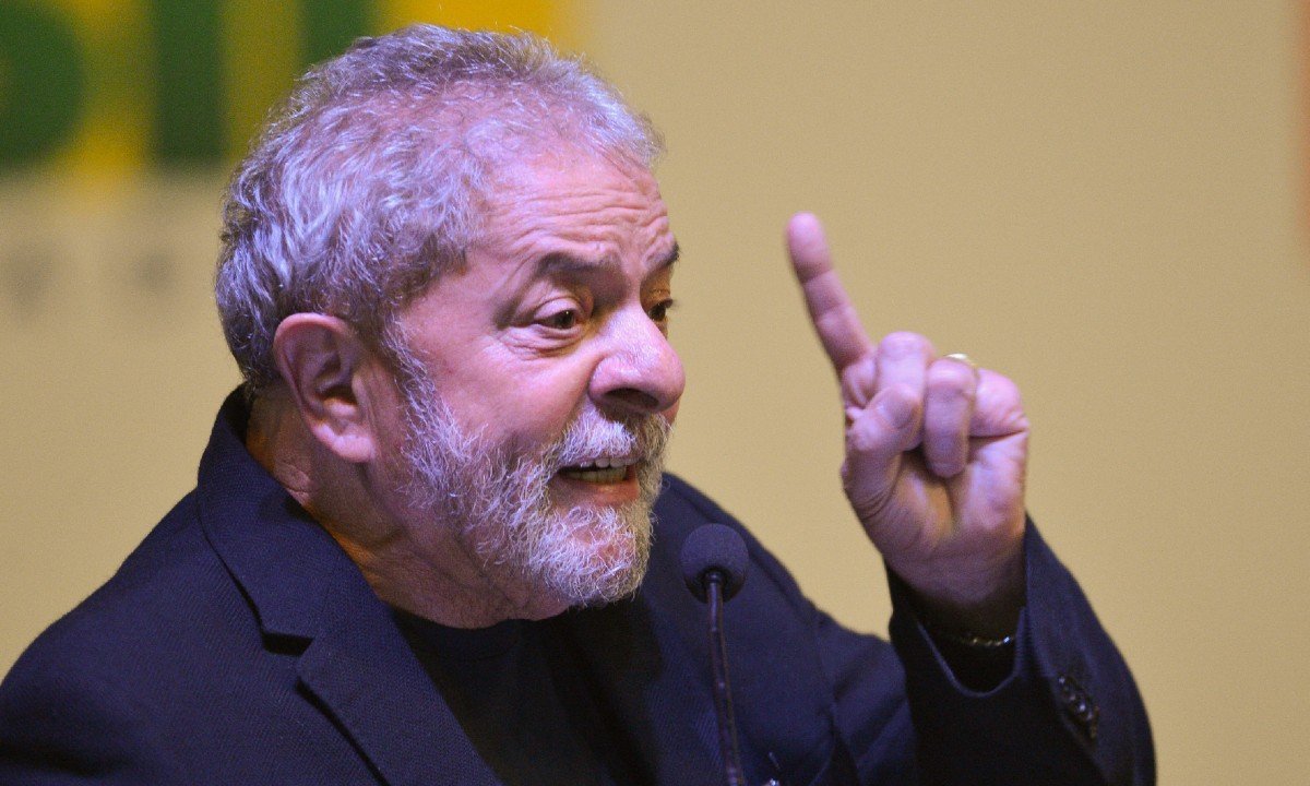 Lula: com direitos políticos, posso ser candidato para derrotar o bolsonarismo