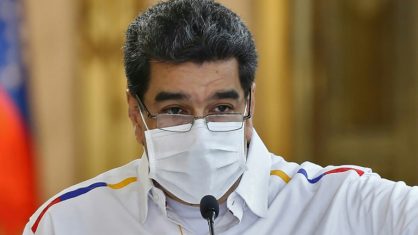 Mesmo sem comprovação científica, Maduro defende cloroquina