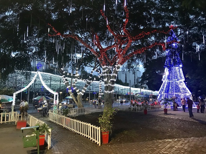 Confira o que abre e o que fecha neste Natal em Goiânia